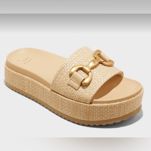 A New Day Agnes Platform Slide Sandals - Picture 1 of 6